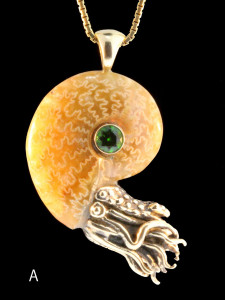 Jade Pattern Ammonite set with a chrome diopside in 14K gold